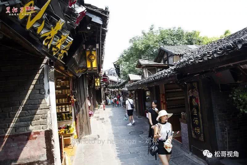 空中抛枪